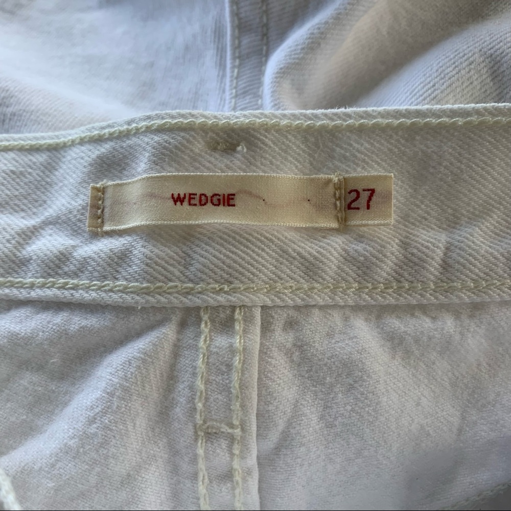 Levi Wedgie Straight White Distressed Denim High-Rise Cropped Jeans - Picture 15 of 16